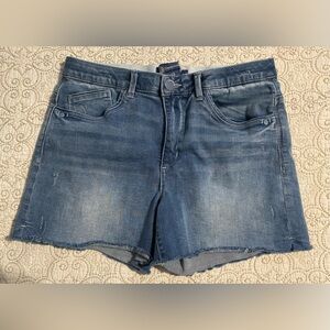 (S26) Democracy 12 Ab Solution High Waist  Raw Hem 3.5 inch Denim Shorts
